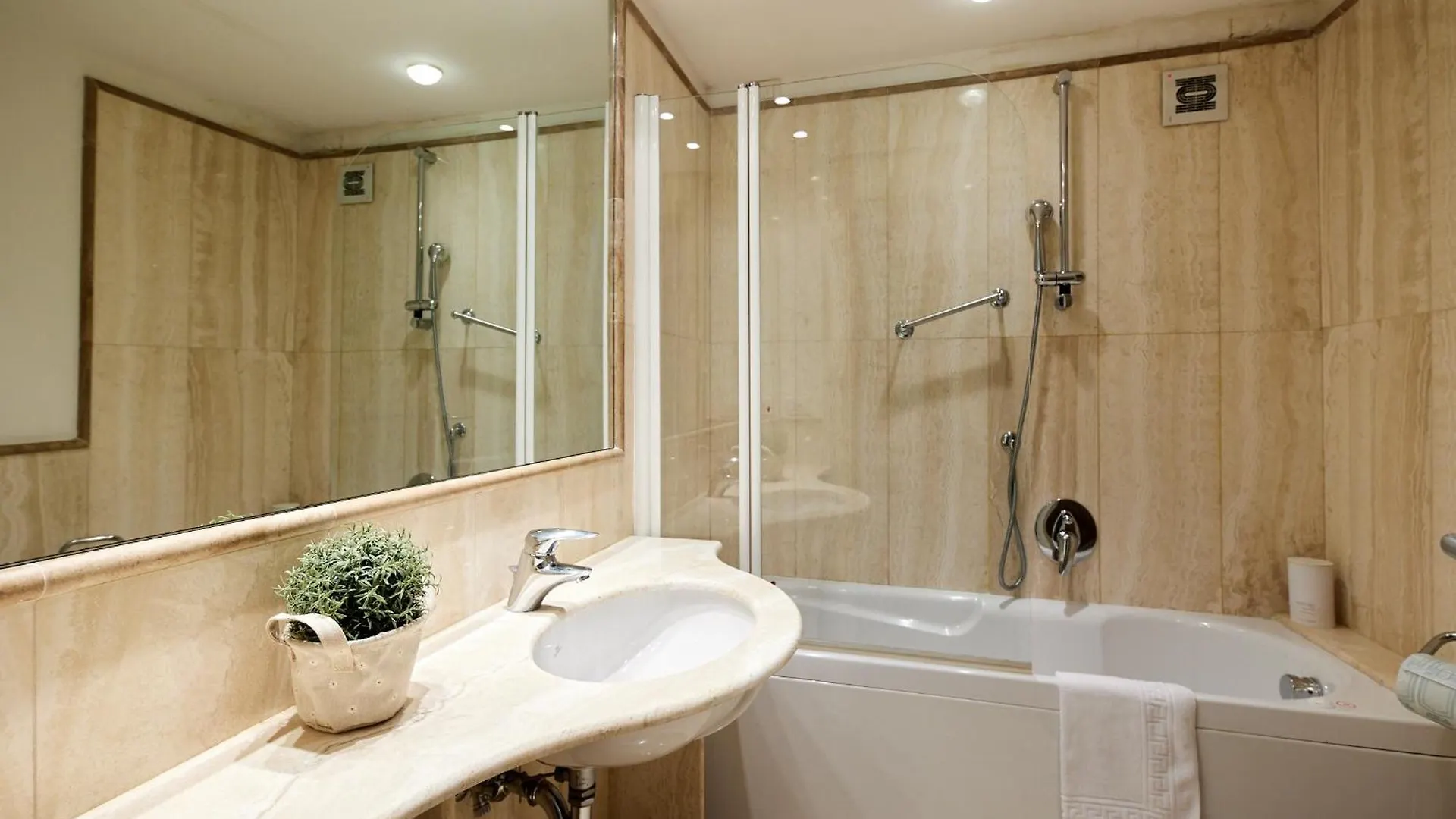 Iflat Retro Chic Apartment In Prati 罗马 意大利
