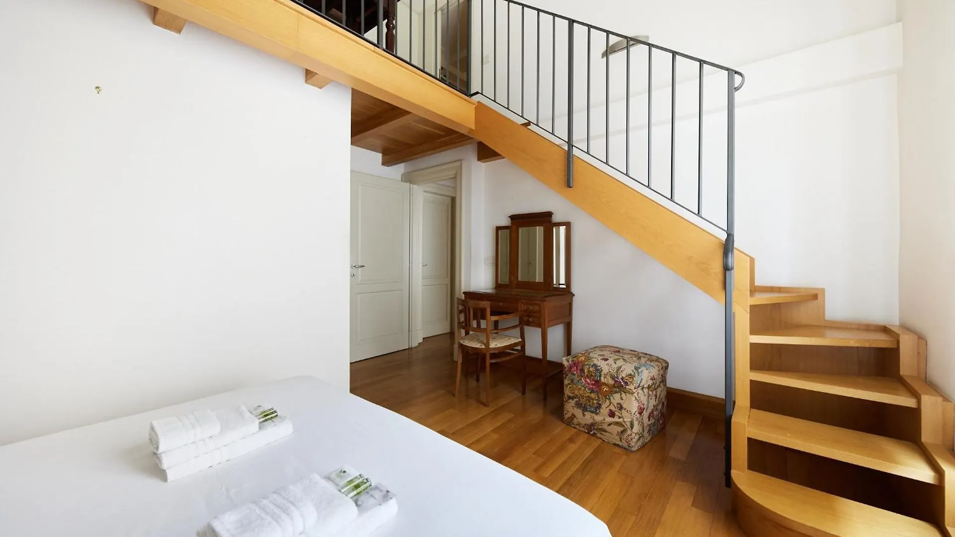 Iflat Retro Chic Apartment In Prati Rome 0*,  Italy