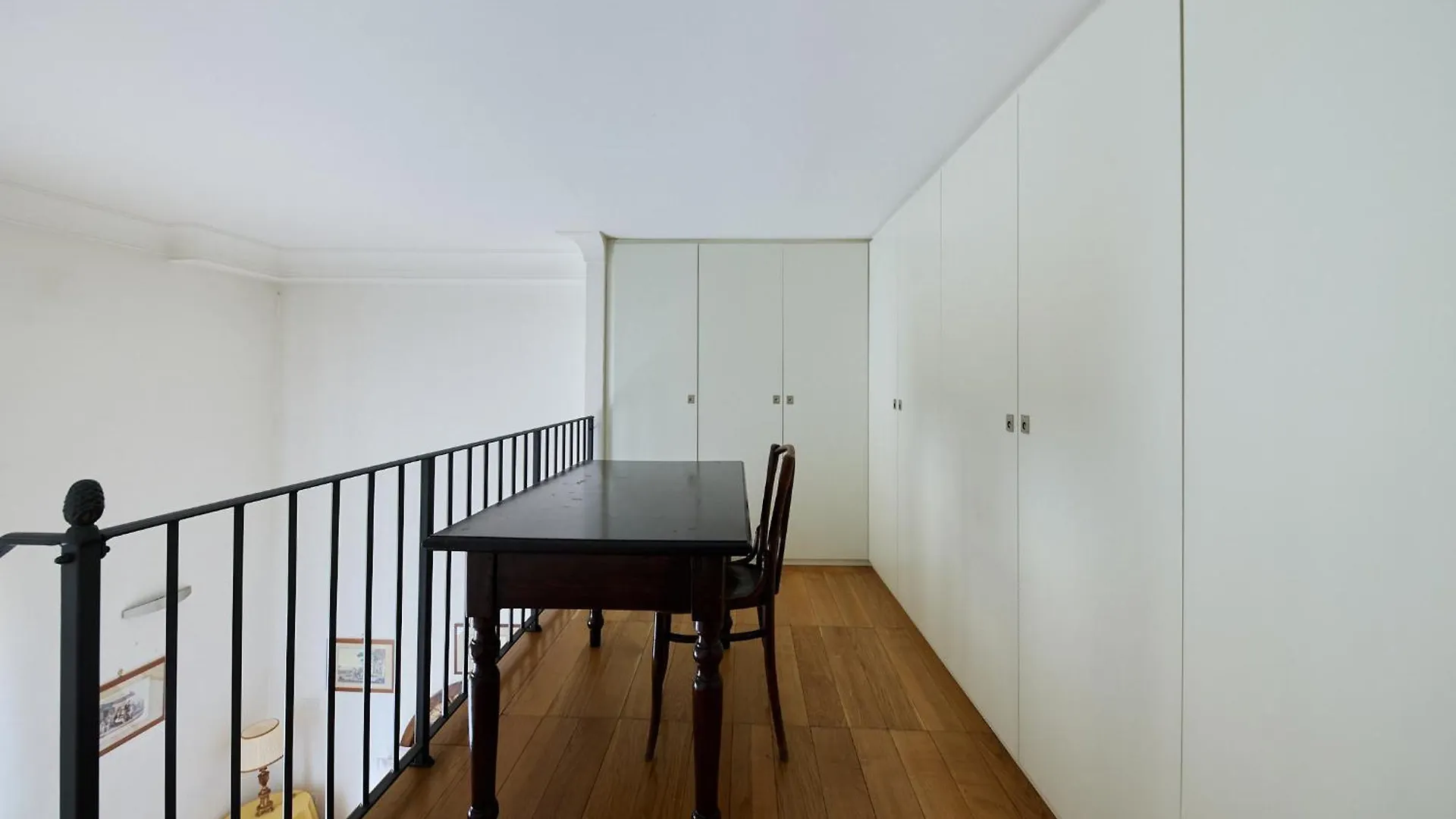 Iflat Retro Chic Apartment In Prati Rome Italy