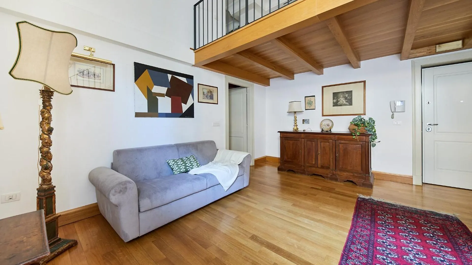 Iflat Retro Chic Apartment In Prati Rome