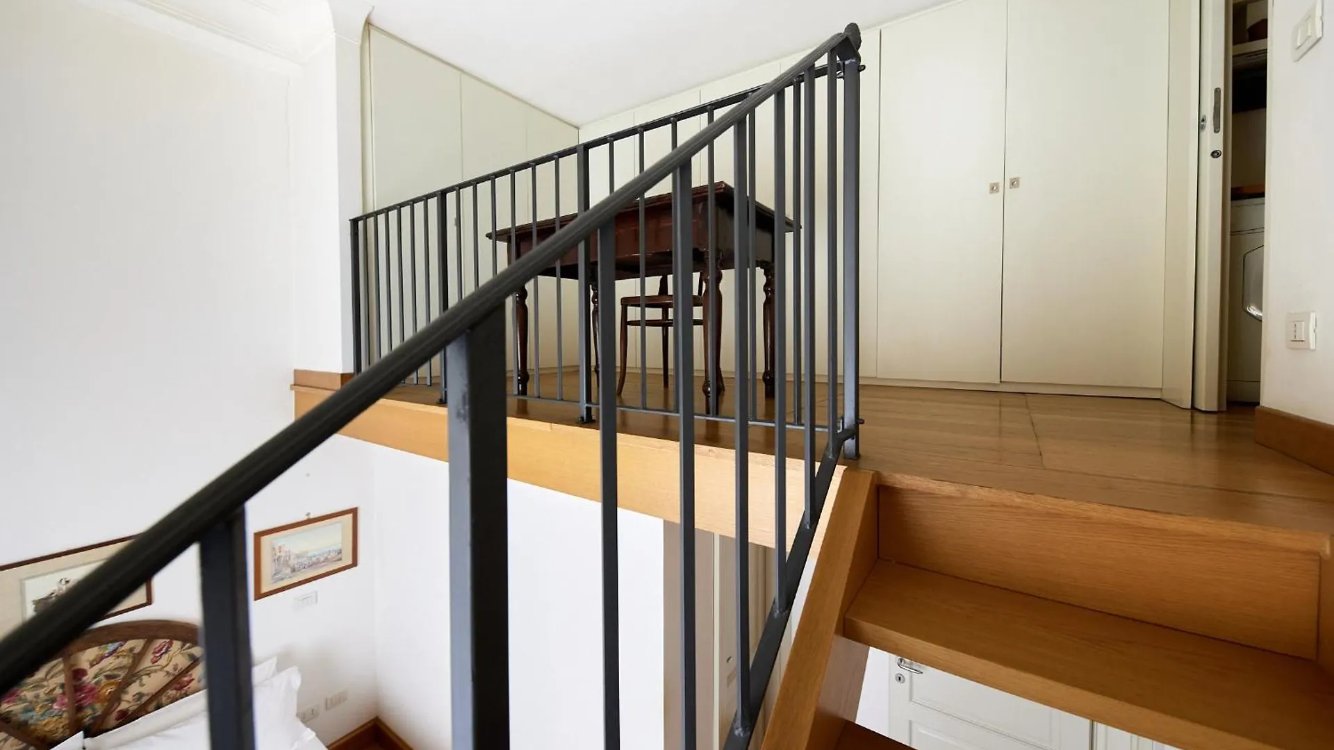 Iflat Retro Chic Apartment In Prati Rome