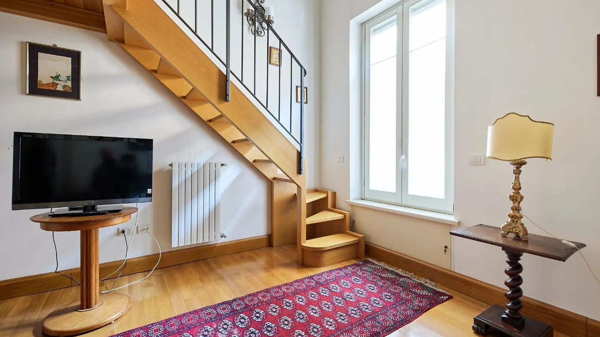 Iflat Retro Chic Apartment In Prati Rome 0*,